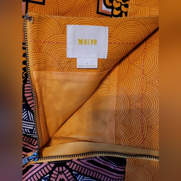 Maeve pencil skirt - Picture 3 of 3